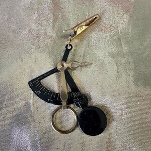 Handheld Mechanical Letter Scale by Drakes